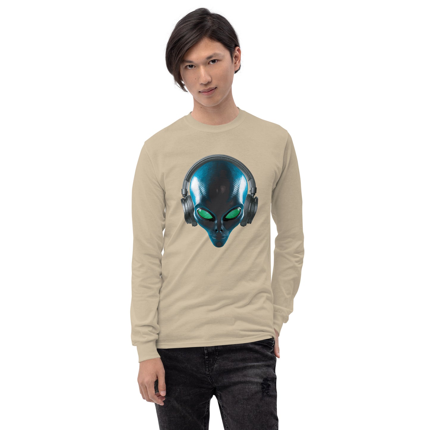 Alien with headphones Men’s Long Sleeve Shirt