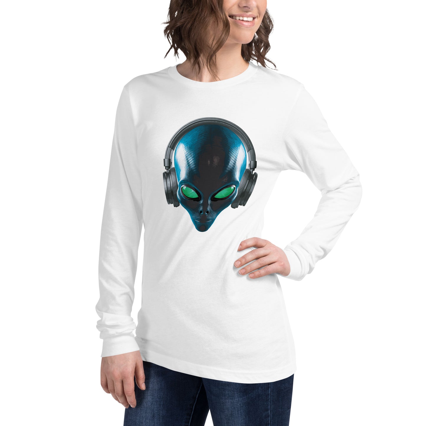 Aliens with headphones Women’s Long Sleeve Tee