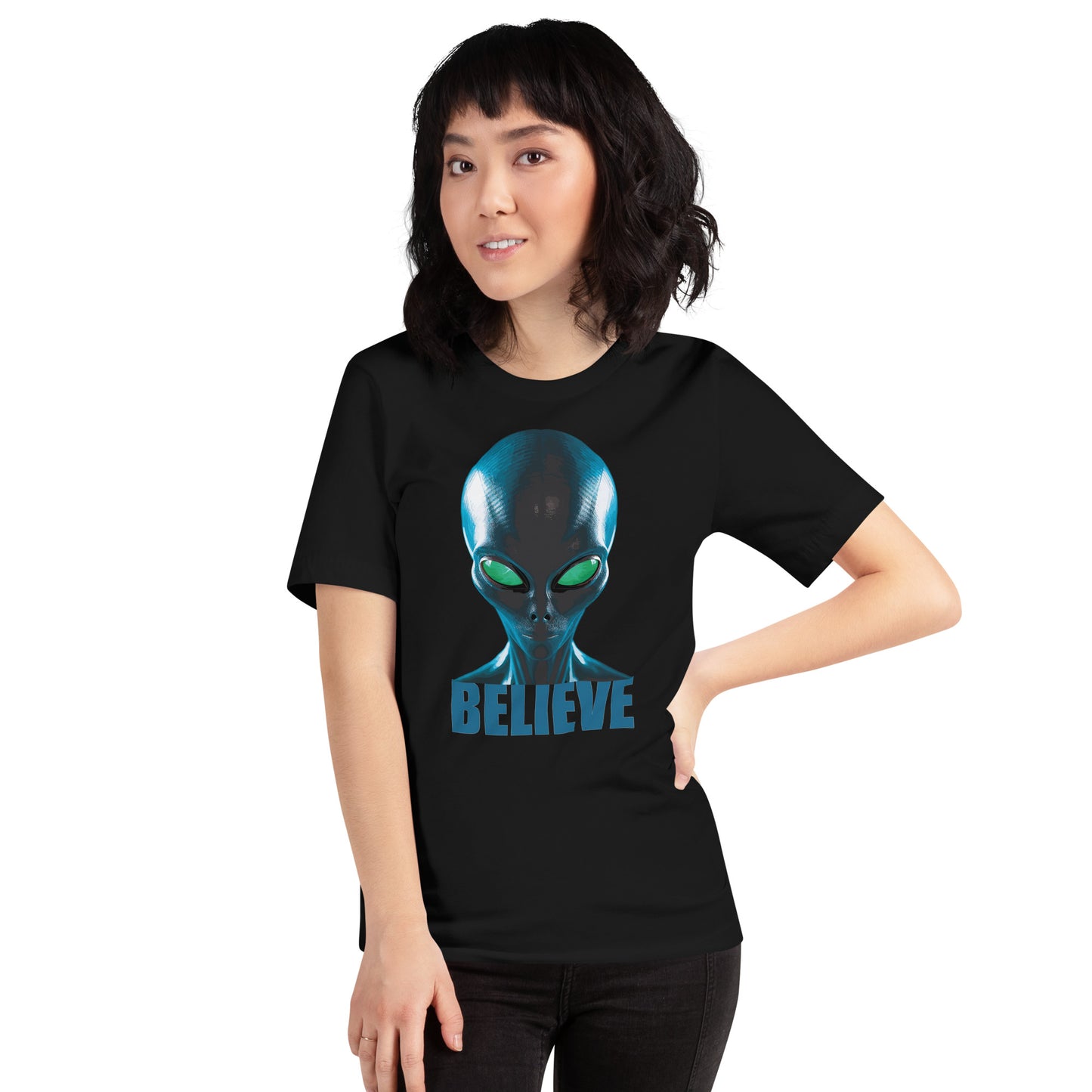 Believe in aliens women’s  t-shirt