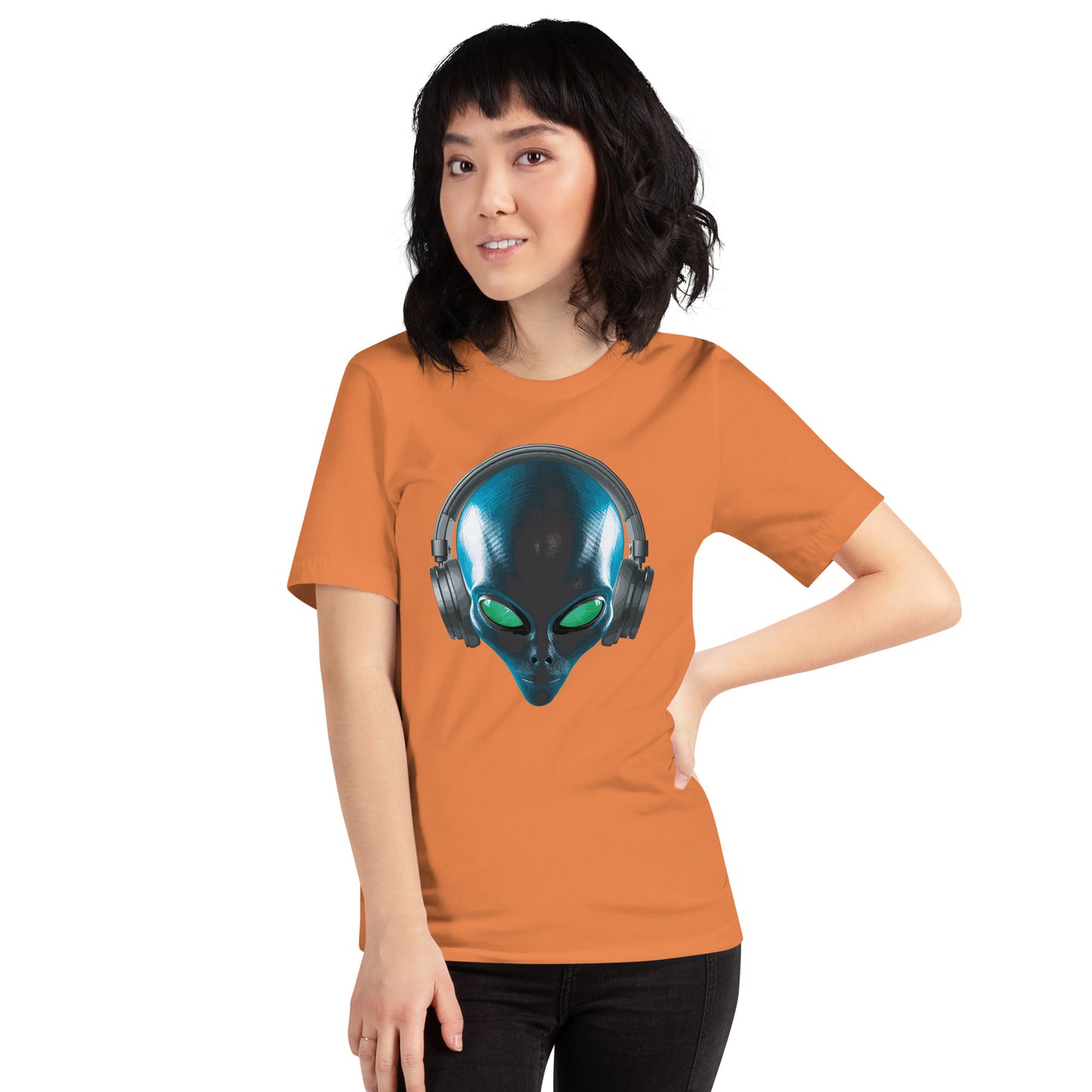 Aliens with headphones women’s  t-shirt