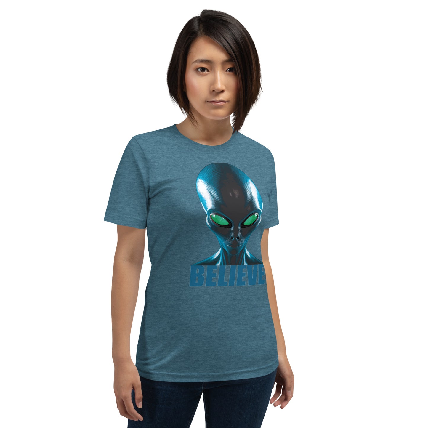 Believe in aliens women’s  t-shirt