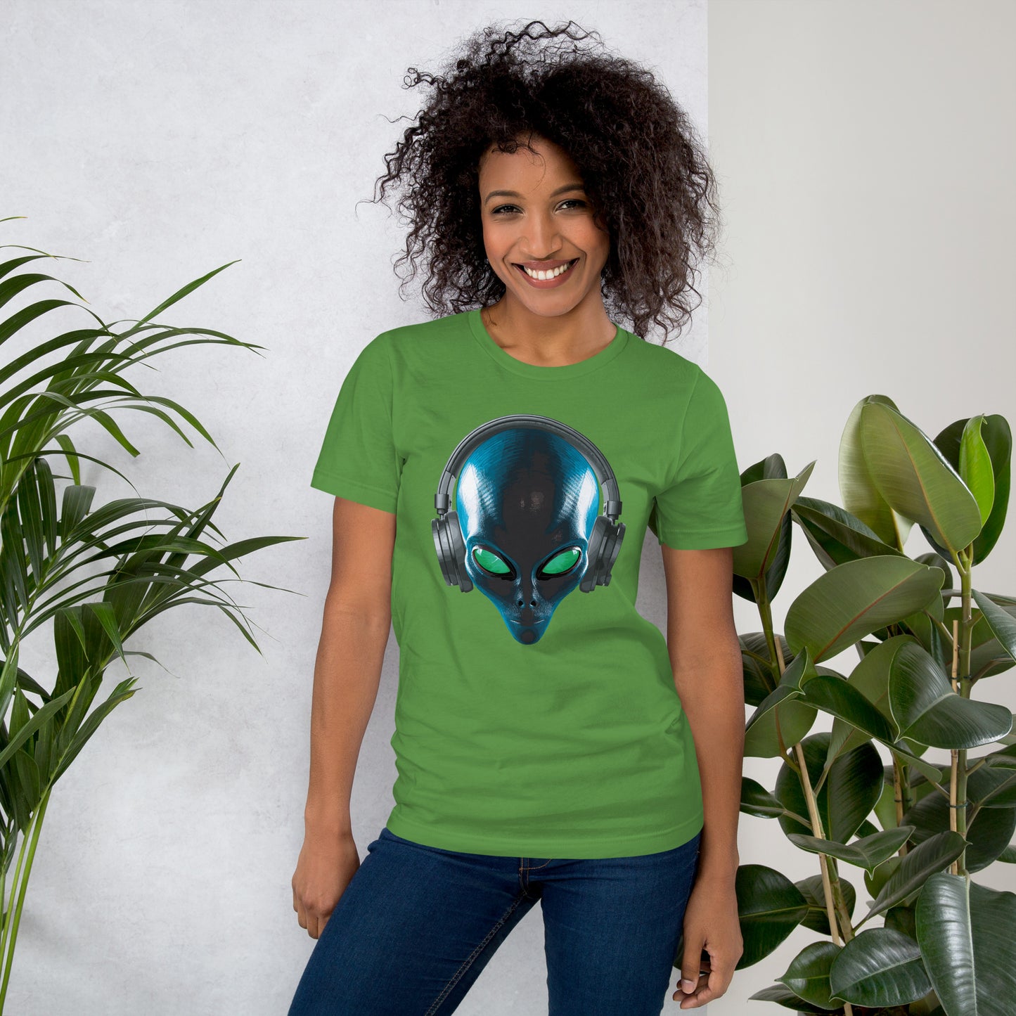 Alien with headphones women’s t-shirt