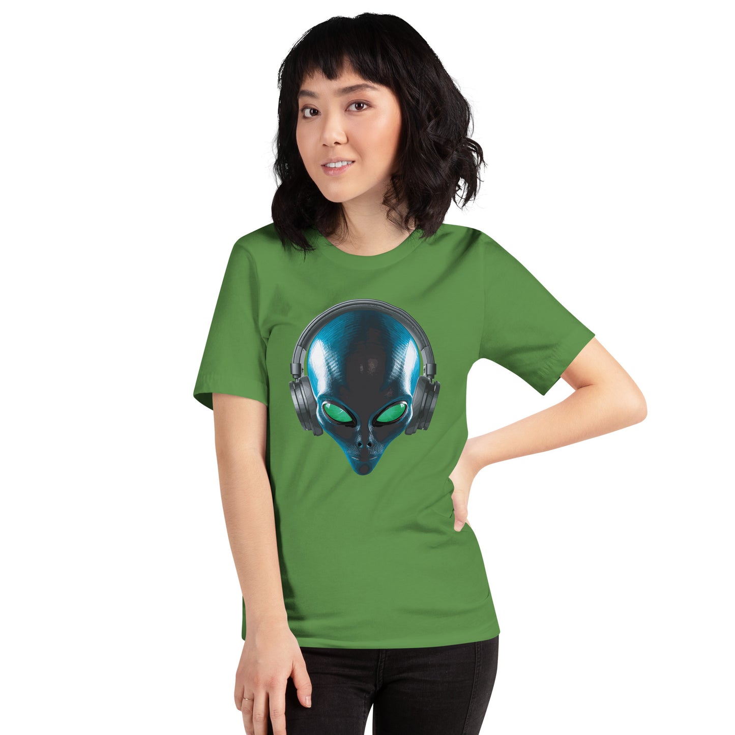 Aliens with headphones women’s  t-shirt