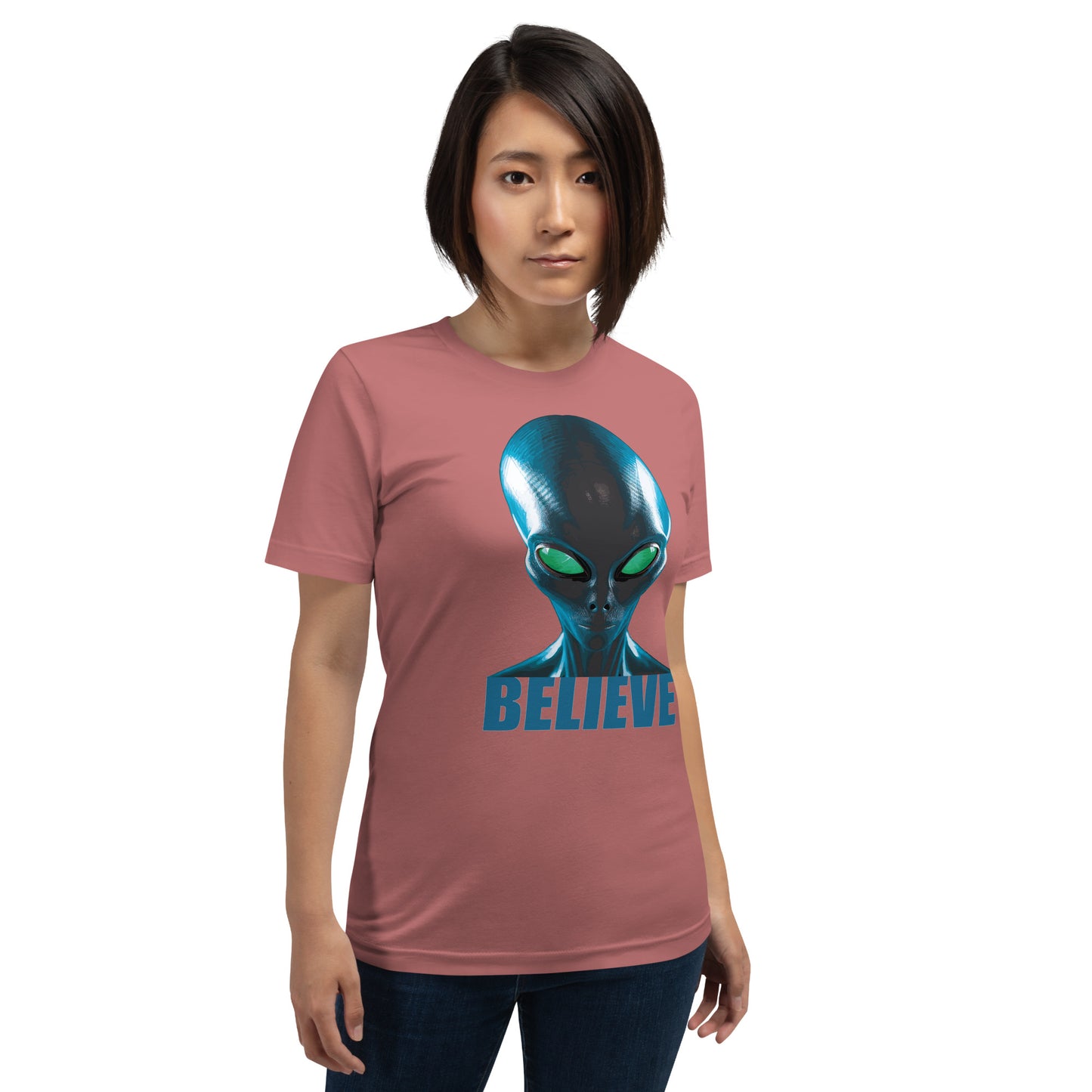 Believe in aliens women’s  t-shirt